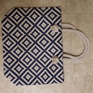 NWOT Summer Rose Beach Tote